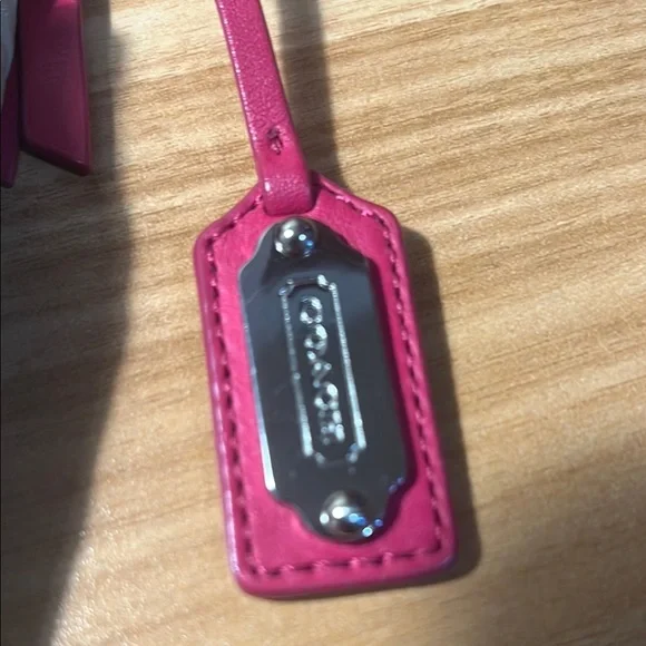 Coach Shoulder Bag - Picture 3 of 8